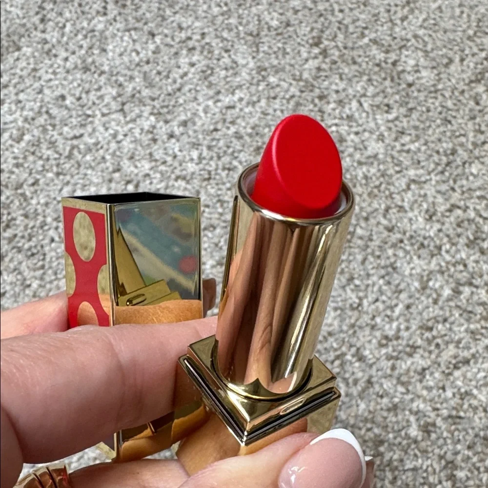 Estée Lauder Red Ribbon Limited Edition Lipstick Full Size NWOB